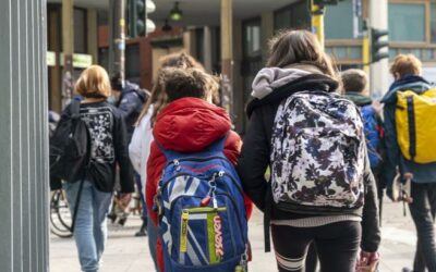 “Le scuole riaprono: aggravi sulle famiglie e pericolo privacy per gli studenti”
