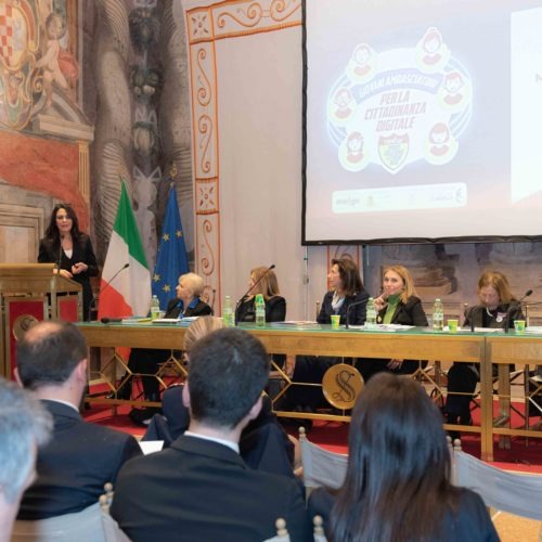 Intervento Maria Grazia Cucinotta tavolo relatori